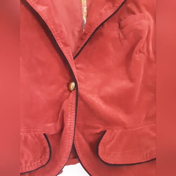 Rewind Red Jacket - Picture 3 of 4
